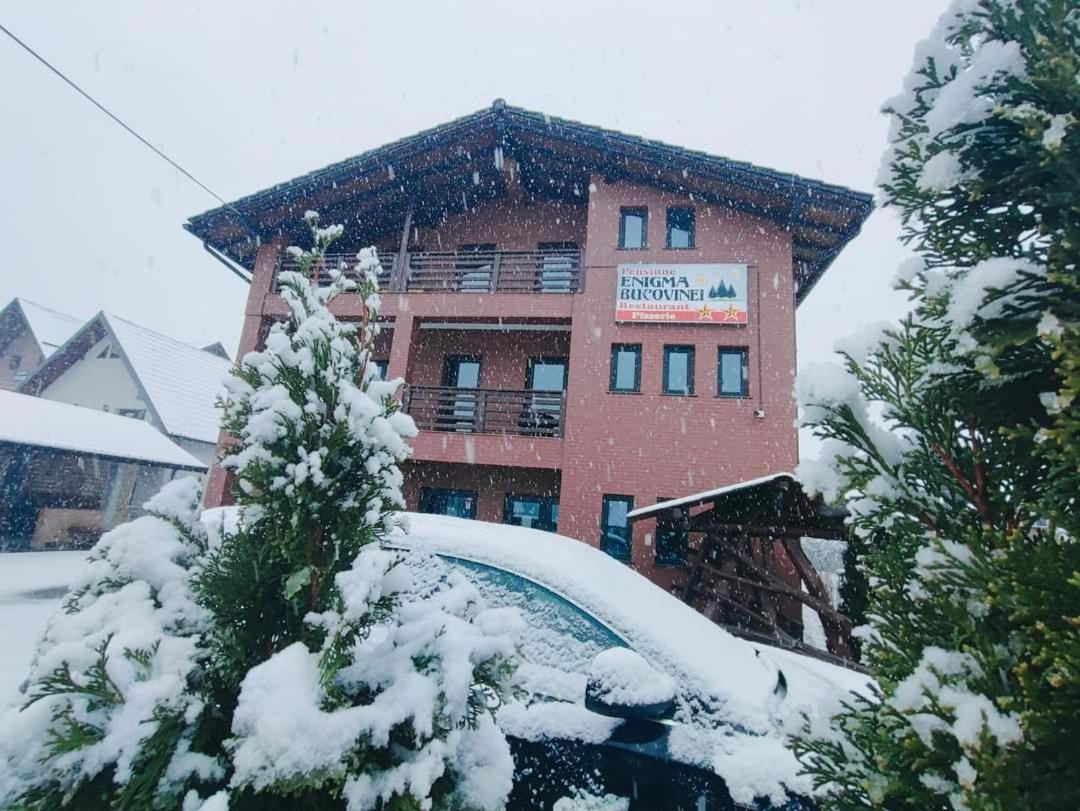 Enigma Bucovinei Hotel Vicovu de Jos Exterior photo