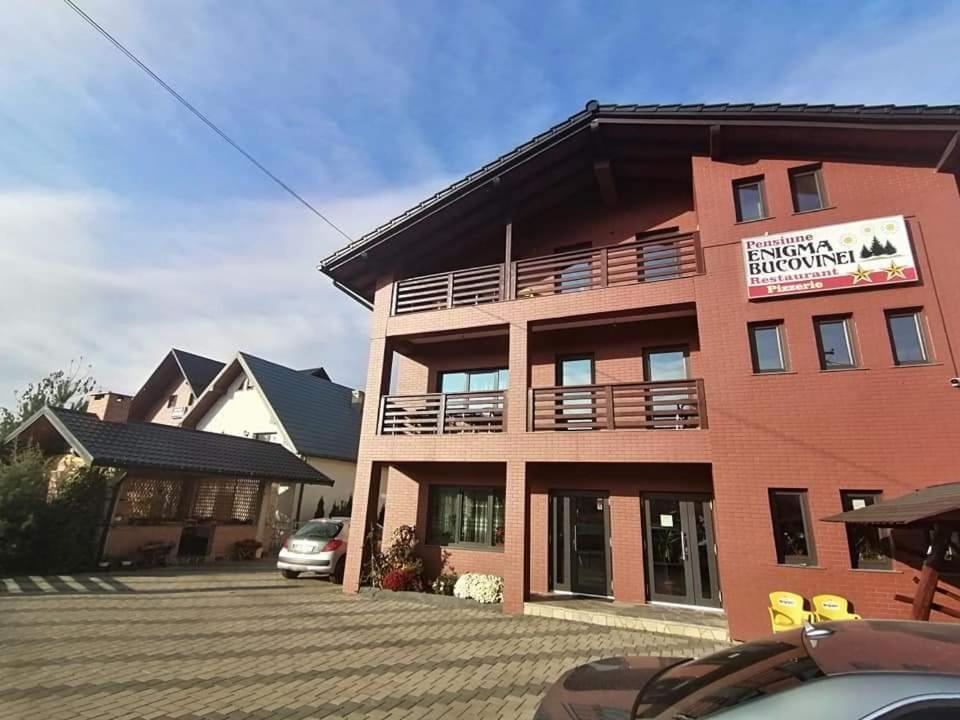 Enigma Bucovinei Hotel Vicovu de Jos Exterior photo