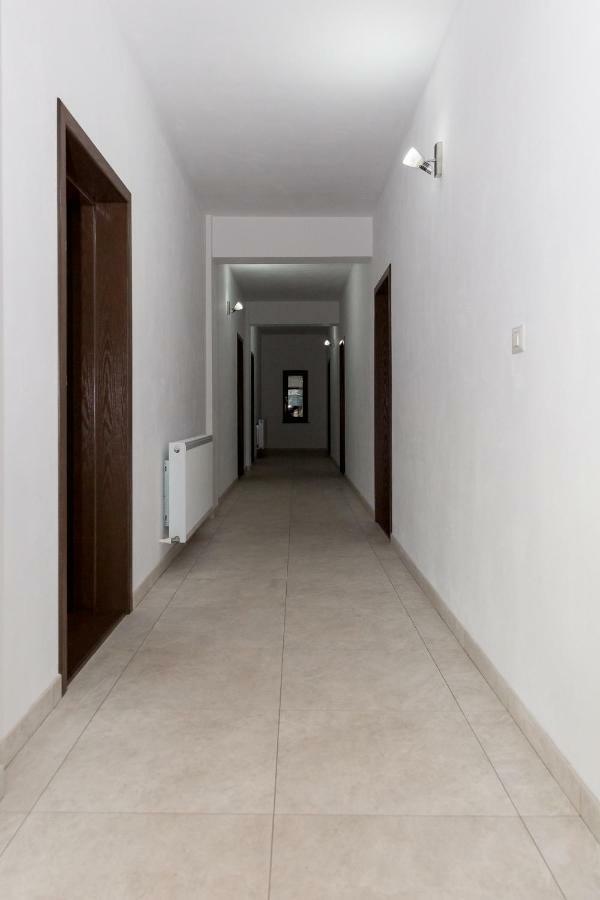 Enigma Bucovinei Hotel Vicovu de Jos Exterior photo