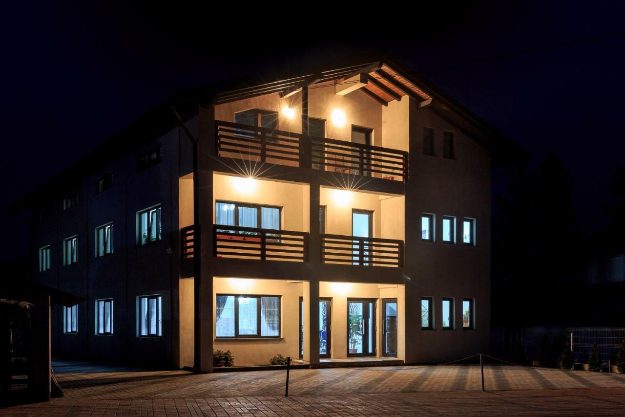 Enigma Bucovinei Hotel Vicovu de Jos Exterior photo